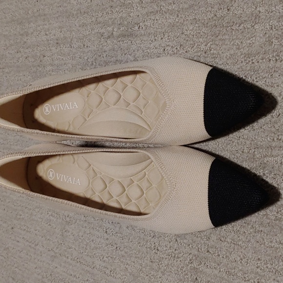 Women shoes is new really soft inside please see in photos - Picture 3 of 8